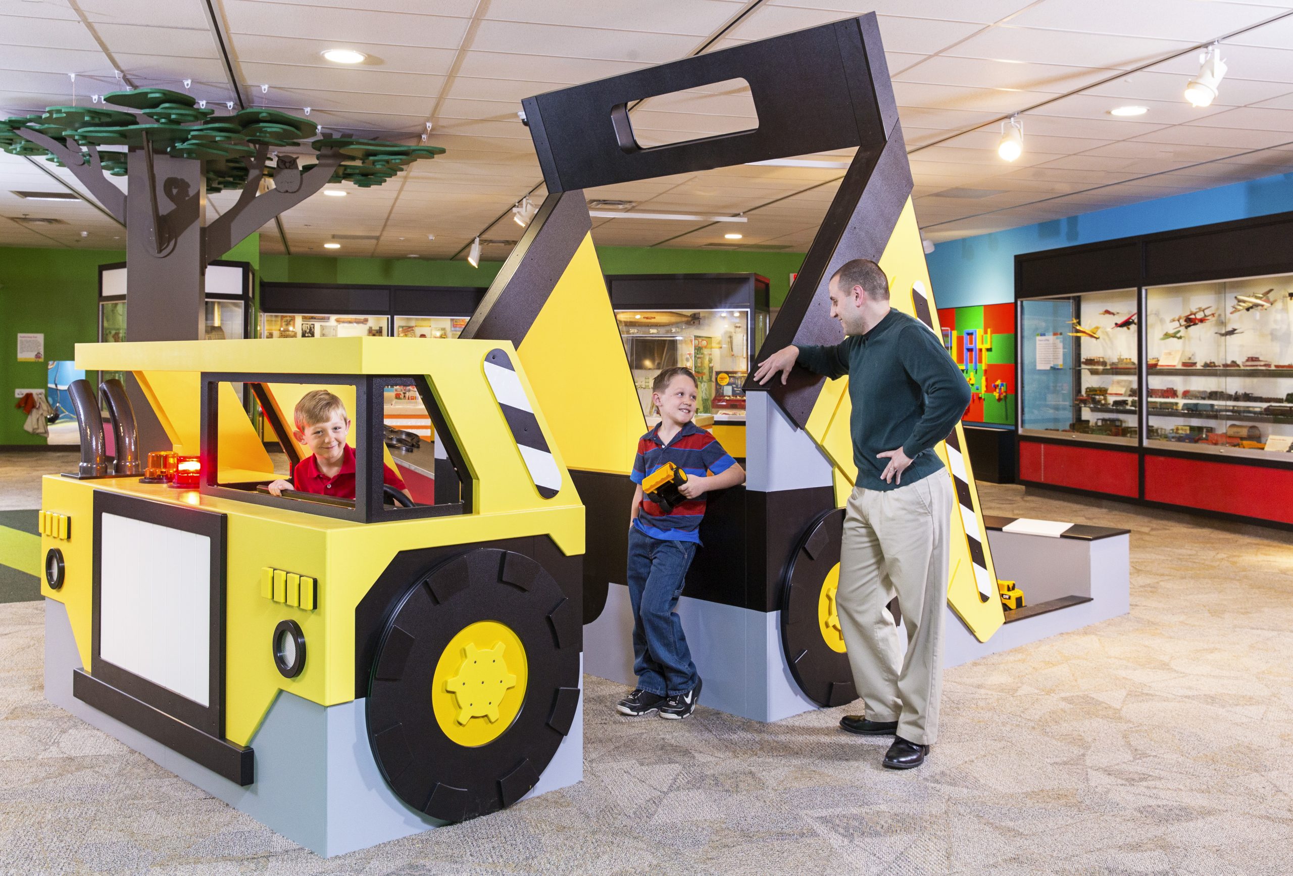 Play giant dump truck