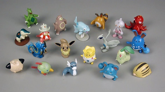 Pokemon figure set