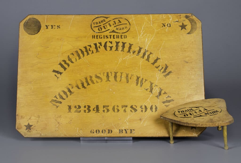 Picture of Ouija board Ouija, William Fuld, about 1915, The Strong National Museum of Play, Rochester, New York.