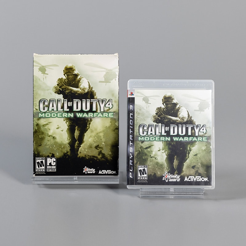Call of Duty 4: Modern Warfare game boxes