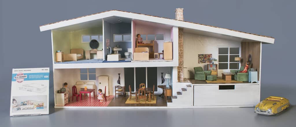 Betsy McCall dollhouse